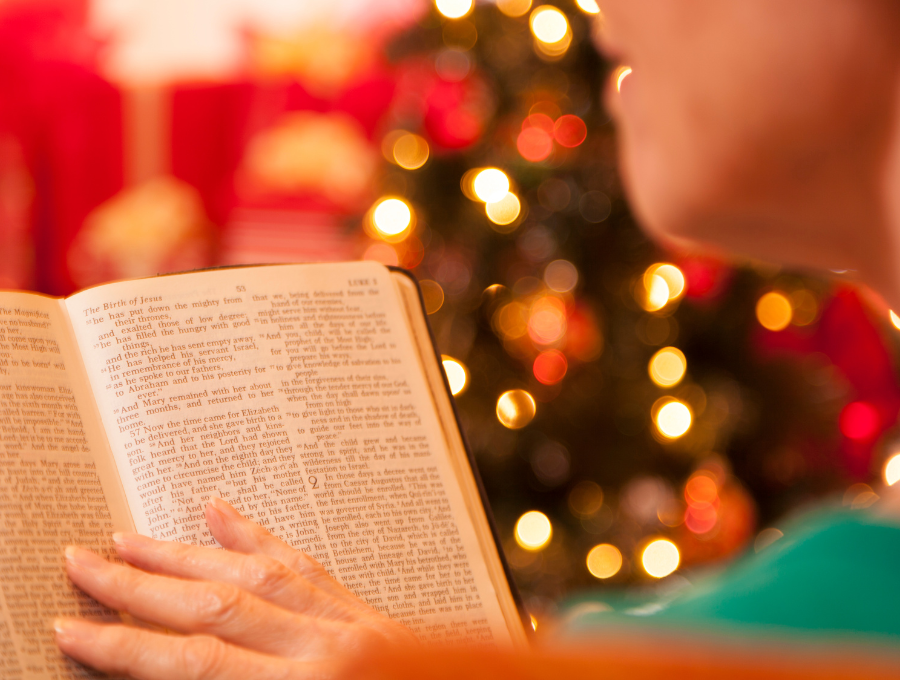 Advent Bible Study: Studying the Bible During Christmas