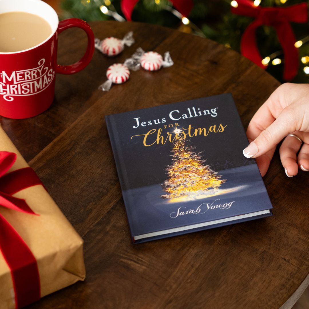 Jesus Calling for Christmas, with Full Scriptures: Seasonal Devotions for Christmas (A 50-Day Devotional)