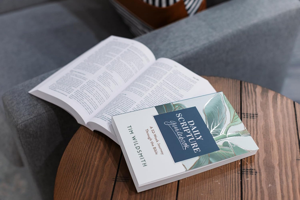 Daily Scripture Guidebook: A 52-Week Journey Through the Bible