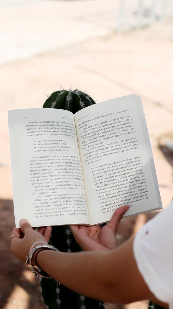 La milla extra: Cómo salir de nuestra zona de confort, hacer grandes cosas para Dios y llegar a la meta