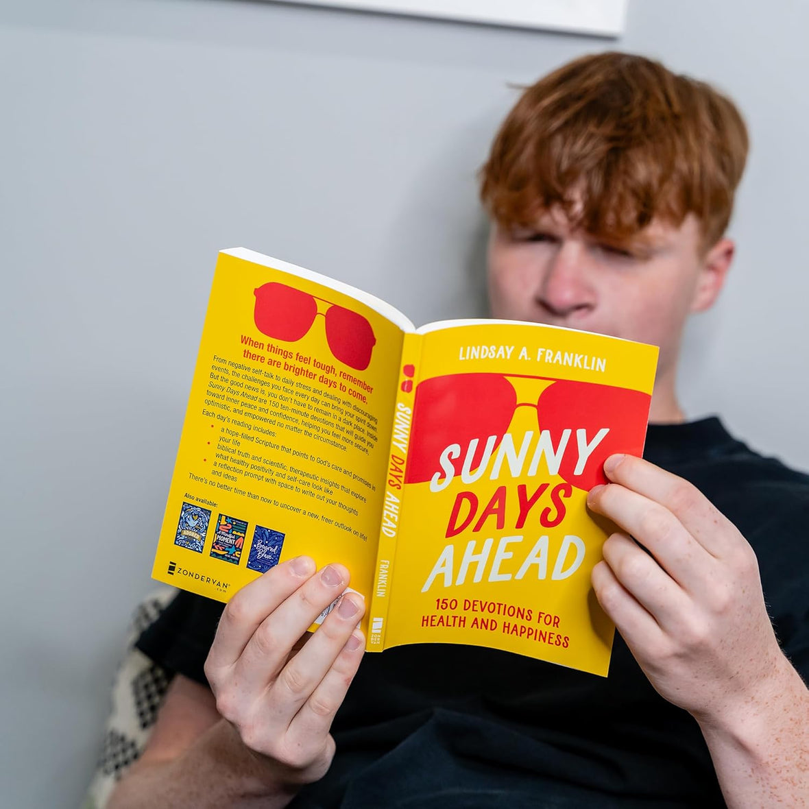 Sunny Days Ahead: 150 Devotions for Health and Happiness