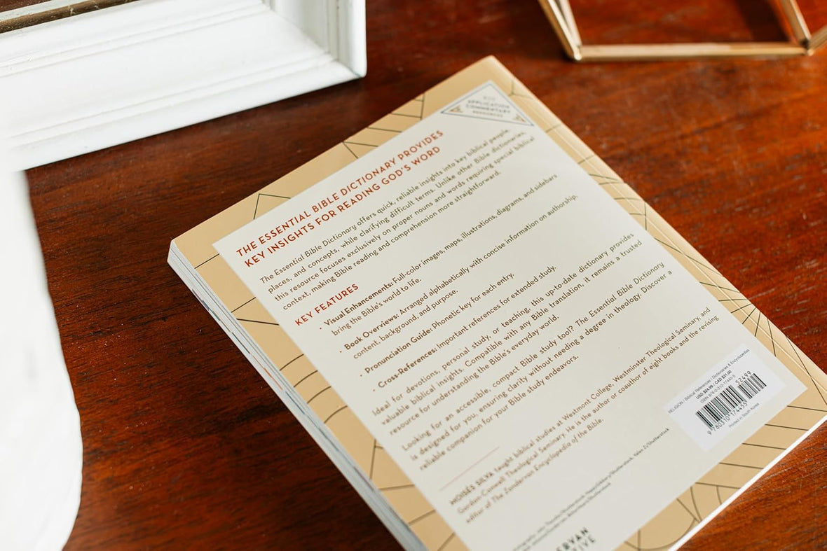 The Essential Bible Dictionary: Key Insights for Reading God's Word