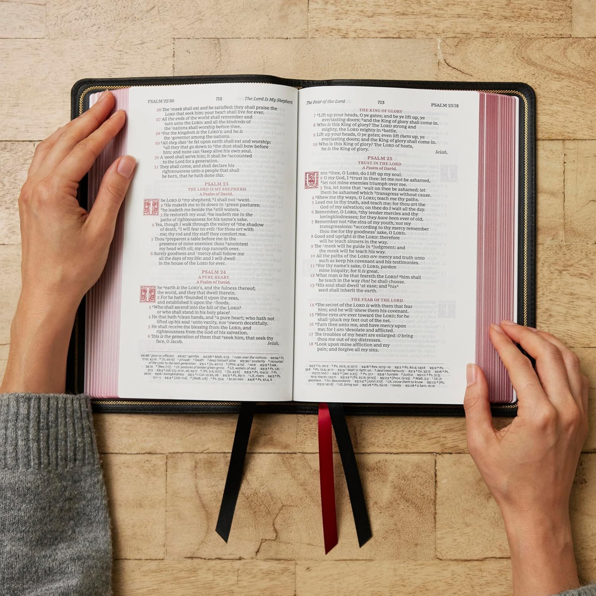 KJV, Sovereign Collection Bible, Personal Size, Red Letter Edition, Comfort Print