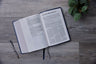 Biblia Católica Ilustrada, Leathersoft, Azul añil, Comfort Print®
