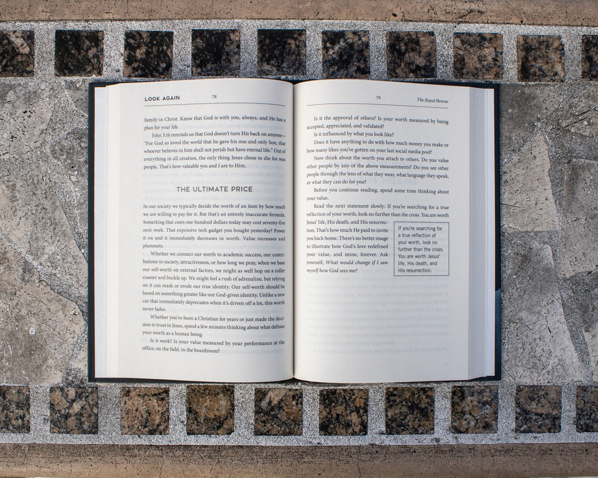 Look Again: Recognize Your Worth. Renew Your Hope. Run with Confidence.