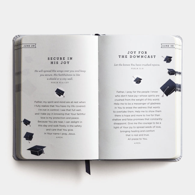 A Prayer a Day for Graduates: A Year of Wisdom and Guidance from God’s Word (A 365-Day Prayer Devotional) – The Perfect Christian Graduation Gift to Celebrate Your Grad