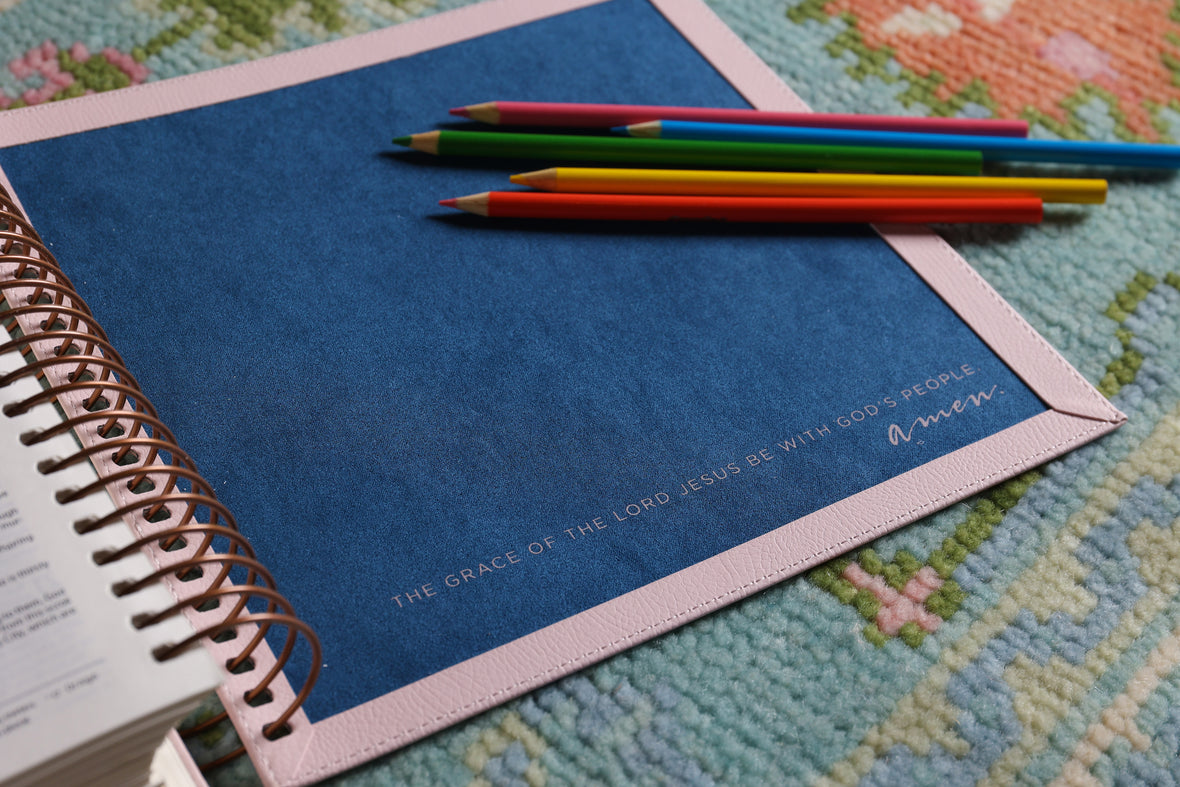 NIV, Spiral-bound Illustrating Bible, Leathersoft Spiral, Pink: Draw, Write, and Reflect Your Way Through Scripture