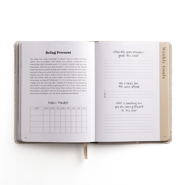 Inspirational Productivity Journal: You Are Strong & Courageous