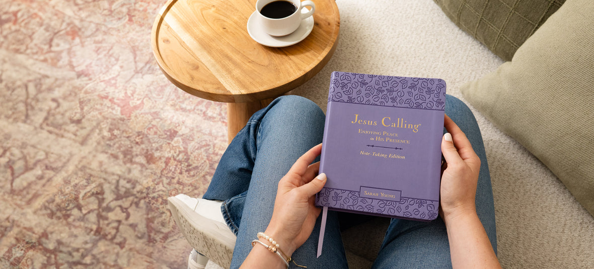 Jesus Calling Note-Taking Edition, Leathersoft, Purple, with Full Scriptures: Enjoying Peace in His Presence (A 365-Day Devotional and Prayer Journal)
