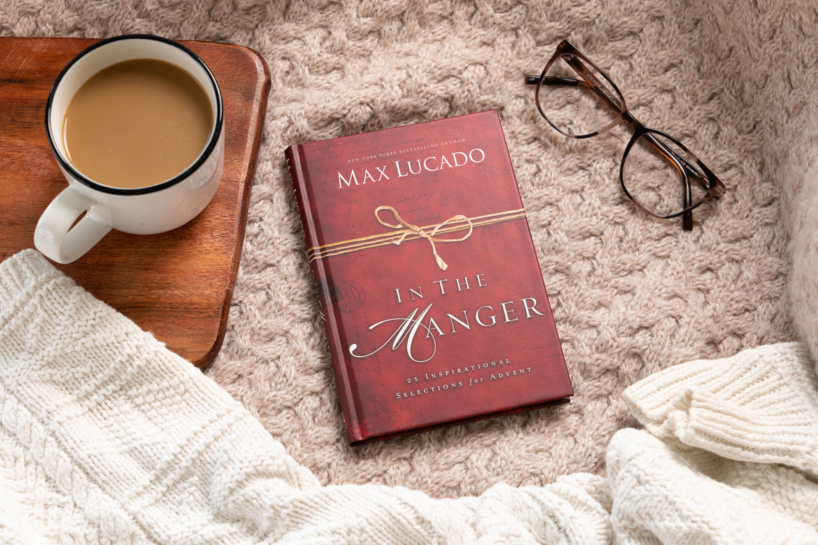 In the Manger 5-Pack Bundle: 25 Inspirational Selections for Advent
