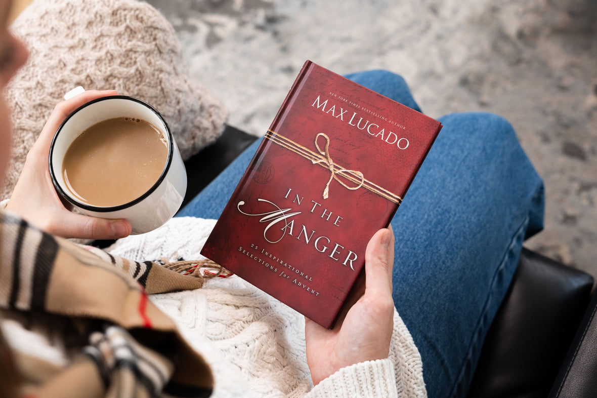 In the Manger 5-Pack Bundle: 25 Inspirational Selections for Advent