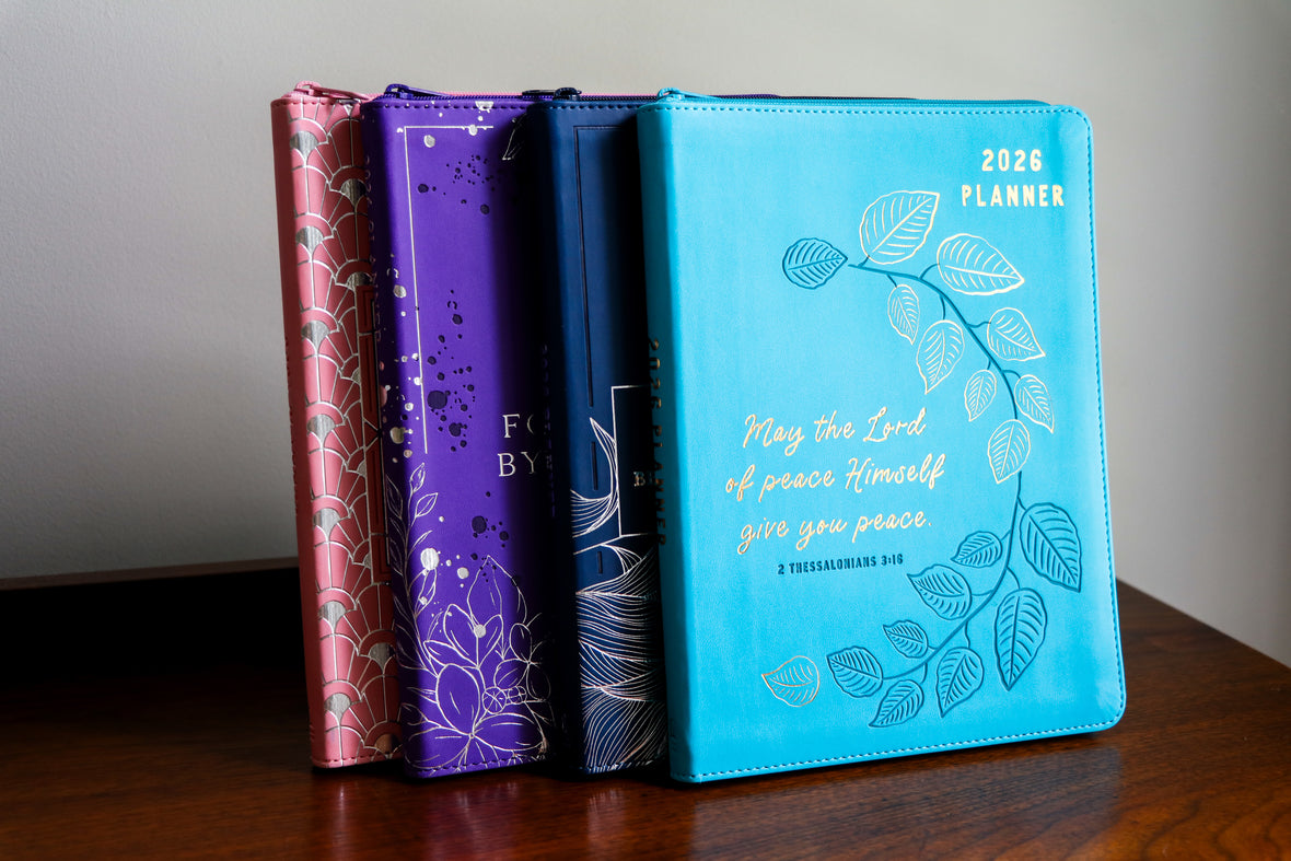 2026 NKJV 16-Month Scripture Planner, Zippered Leathersoft, Teal, May the Lord of Peace