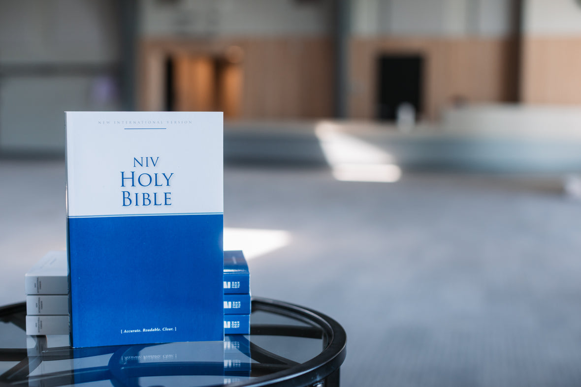 NIV, Economy Bible, Paperback: Affordable for Outreach, Church Ministry, and Bulk Distribution