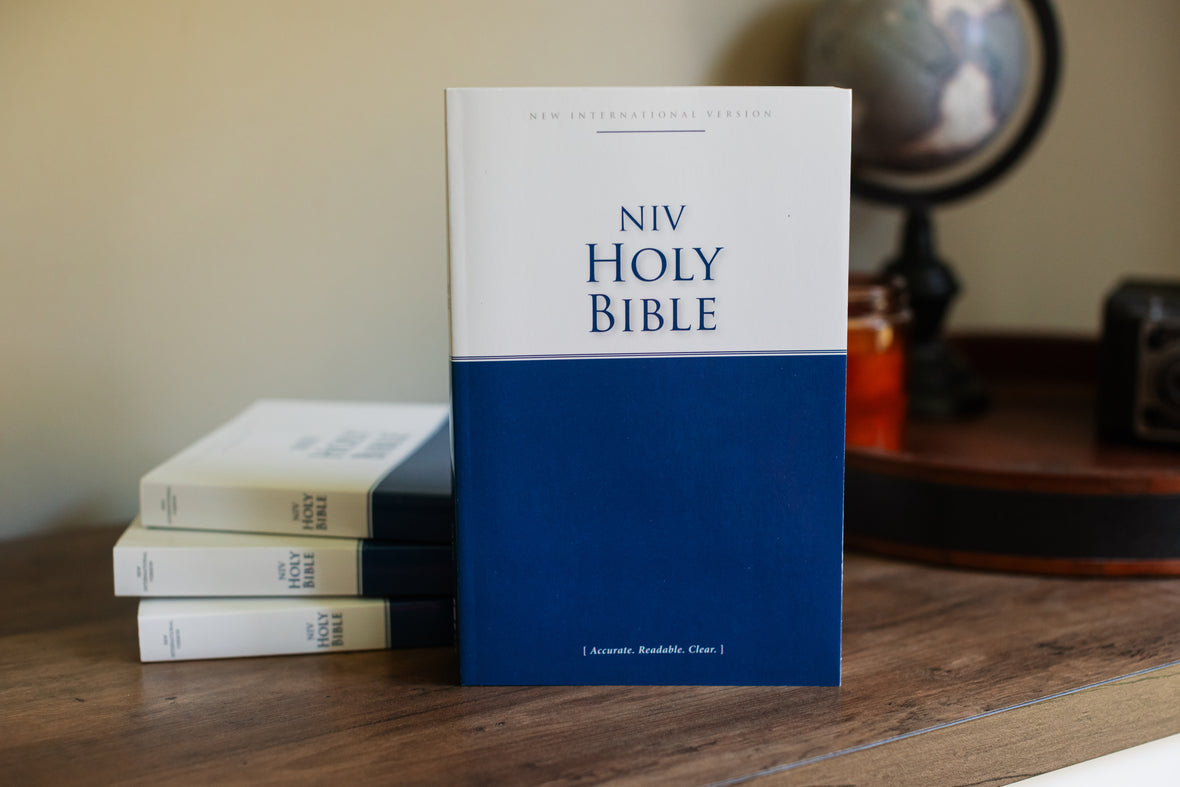 NIV, Economy Bible, Paperback: Affordable for Outreach, Church Ministry, and Bulk Distribution