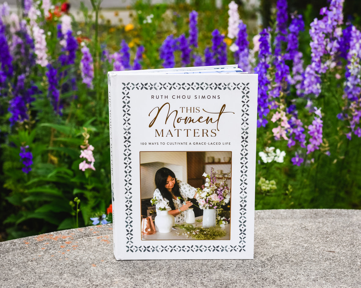 This Moment Matters: 100 Ways to Cultivate a Grace-Laced Life