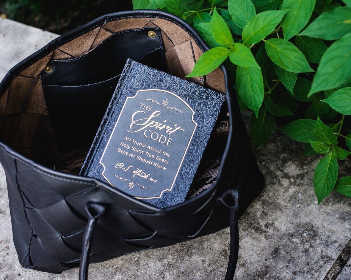 The Spirit Code: 40 Truths About the Holy Spirit That Every Believer S ...