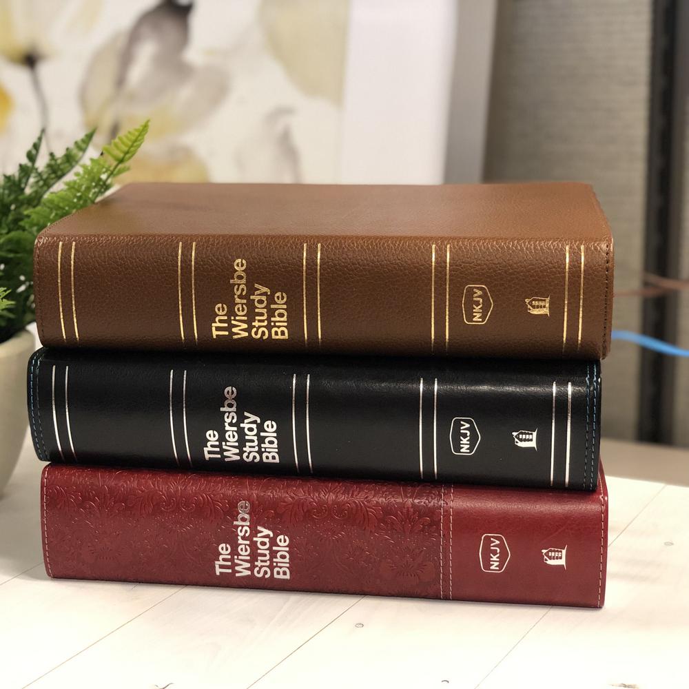 NKJV, Wiersbe Study Bible, Red Letter Edition, Comfort Print: Be Transformed by the Power of God’s Word